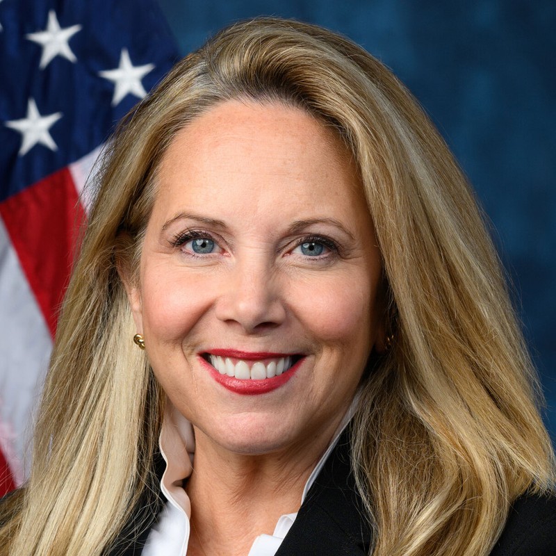 Laura Gillen, New York's 4th District